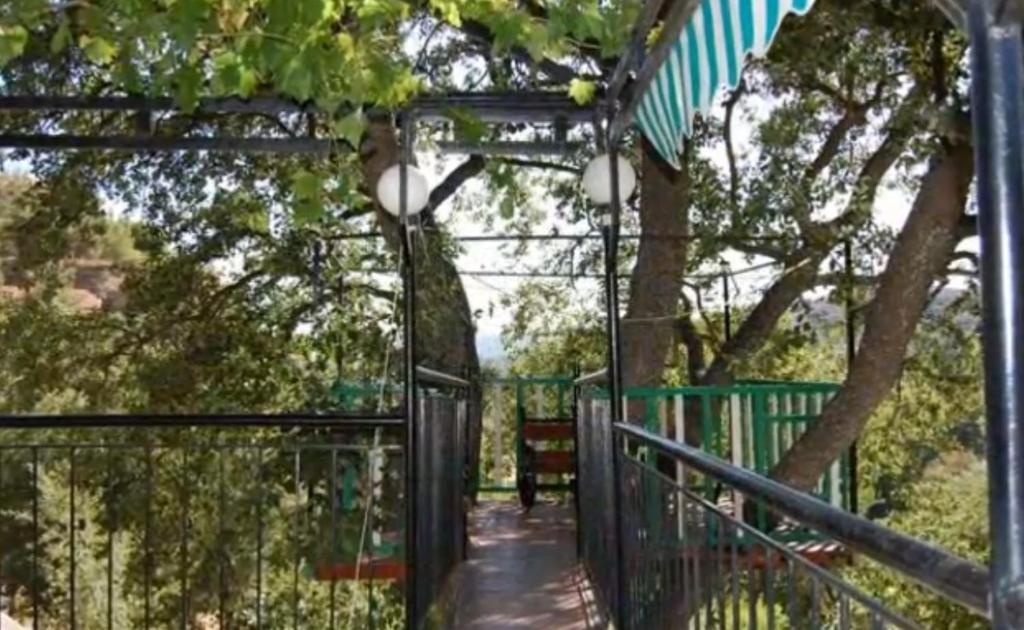 Nightingale Hotel Plátresz Kültér fotó